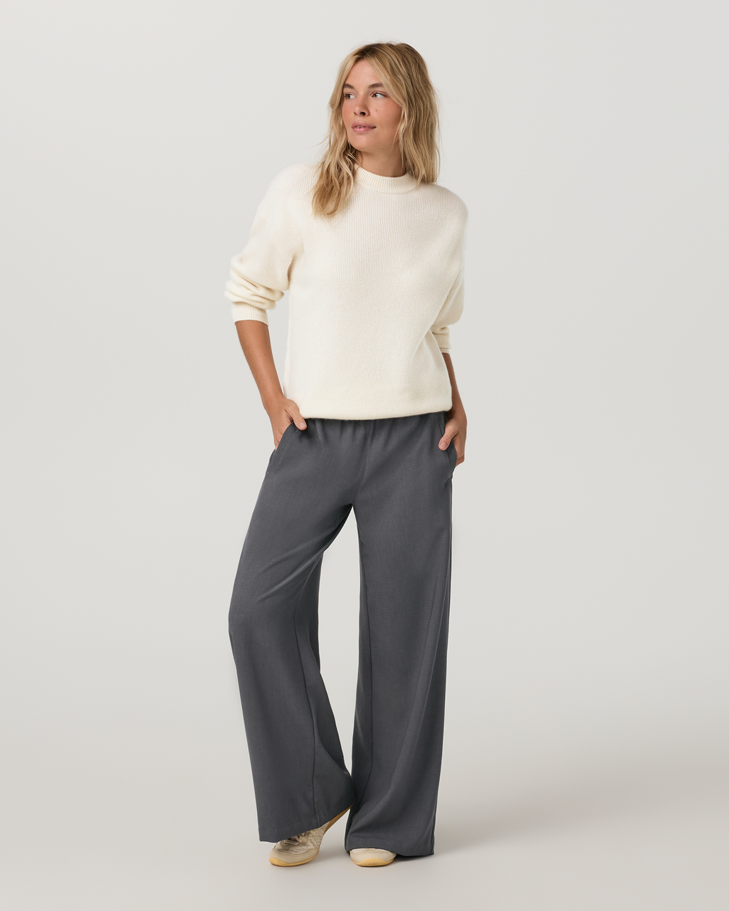 Sander Elastic Waist Trouser - Short | Charcoal Heather
