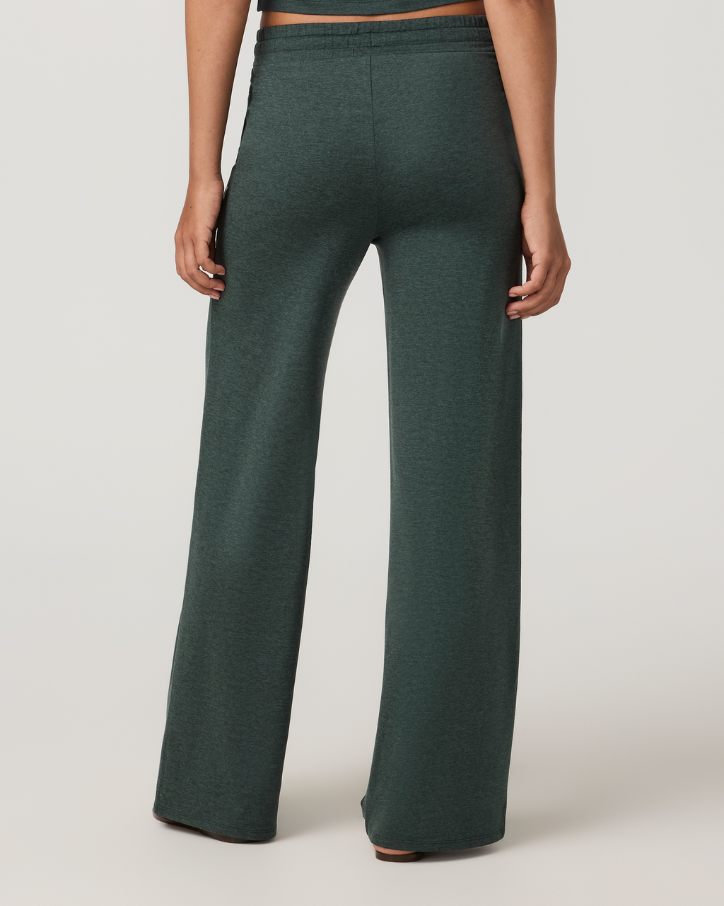 Halo Essential Wideleg Pant - Short | Hemlock Heather