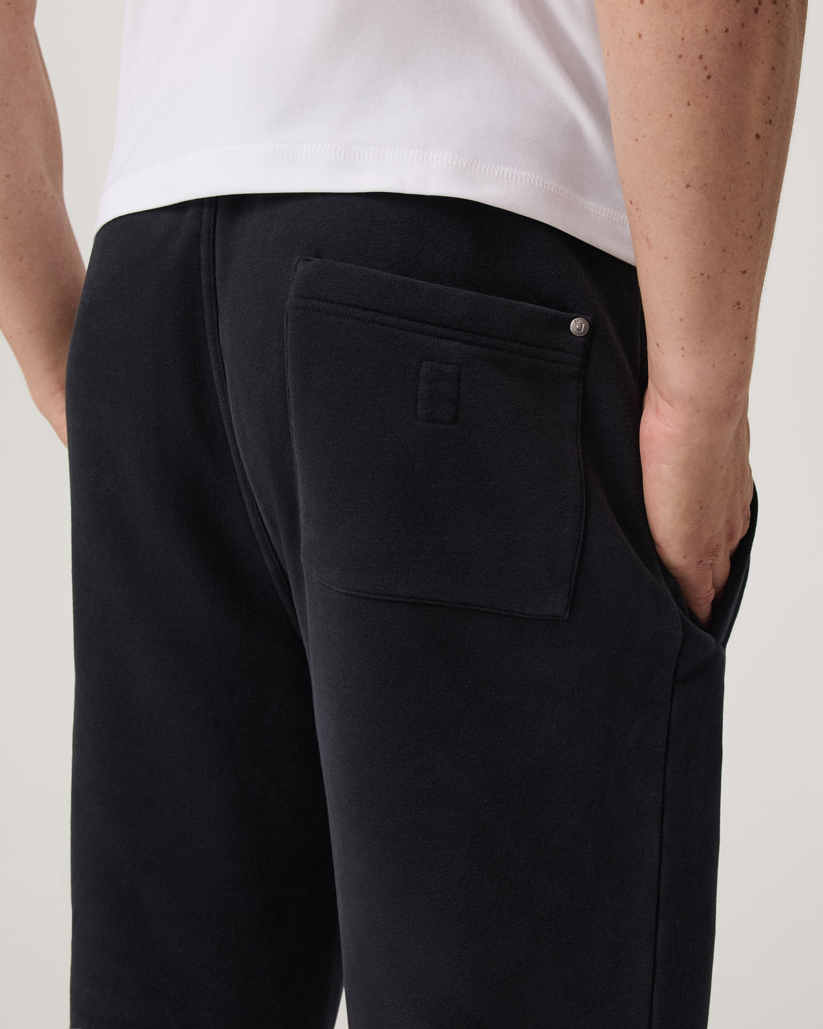 Seaside Straight Leg Sweatpant 30” | Black