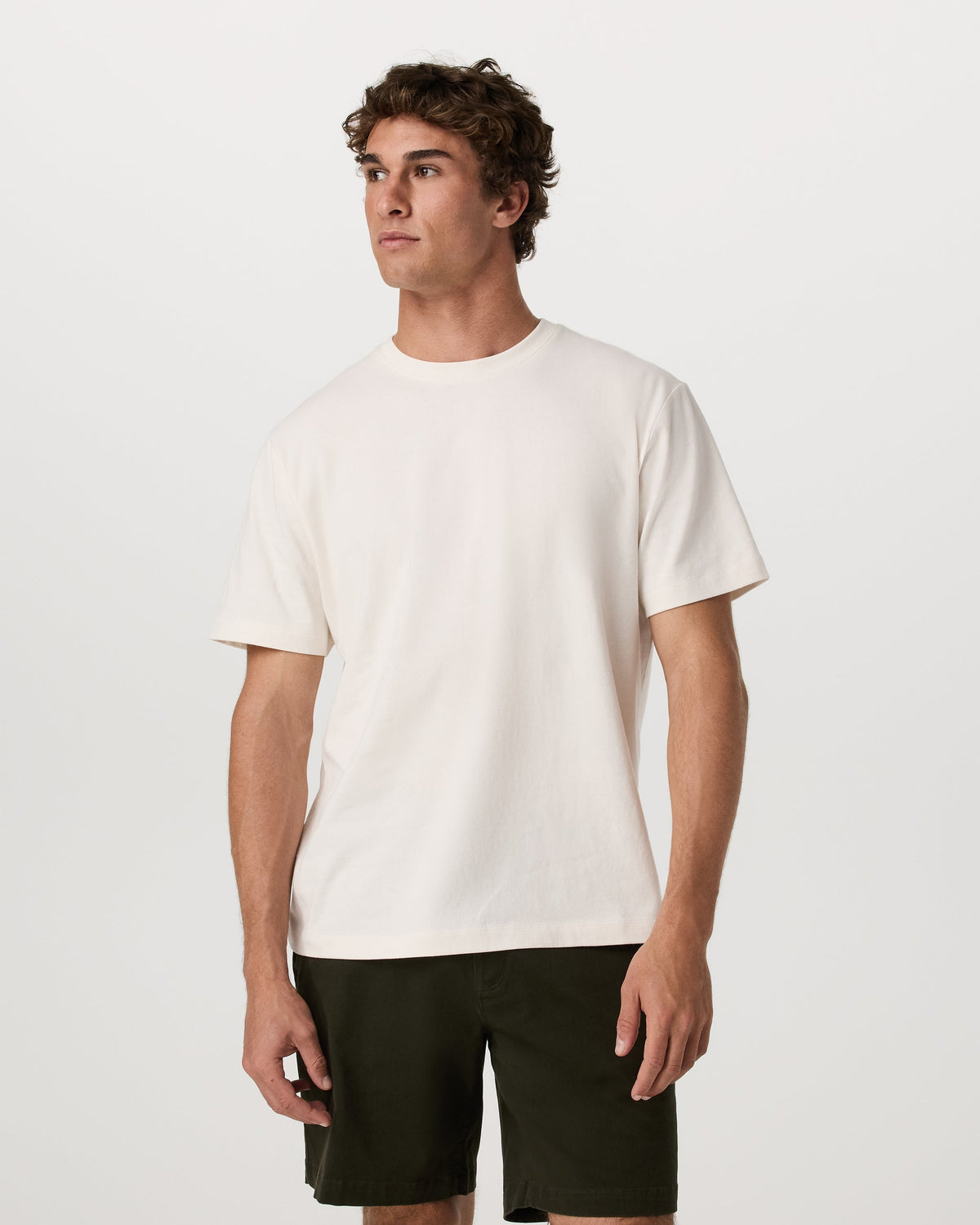 V1094IVR_FA25_M_ECOMM_TOPS_FRONT_2.jpg