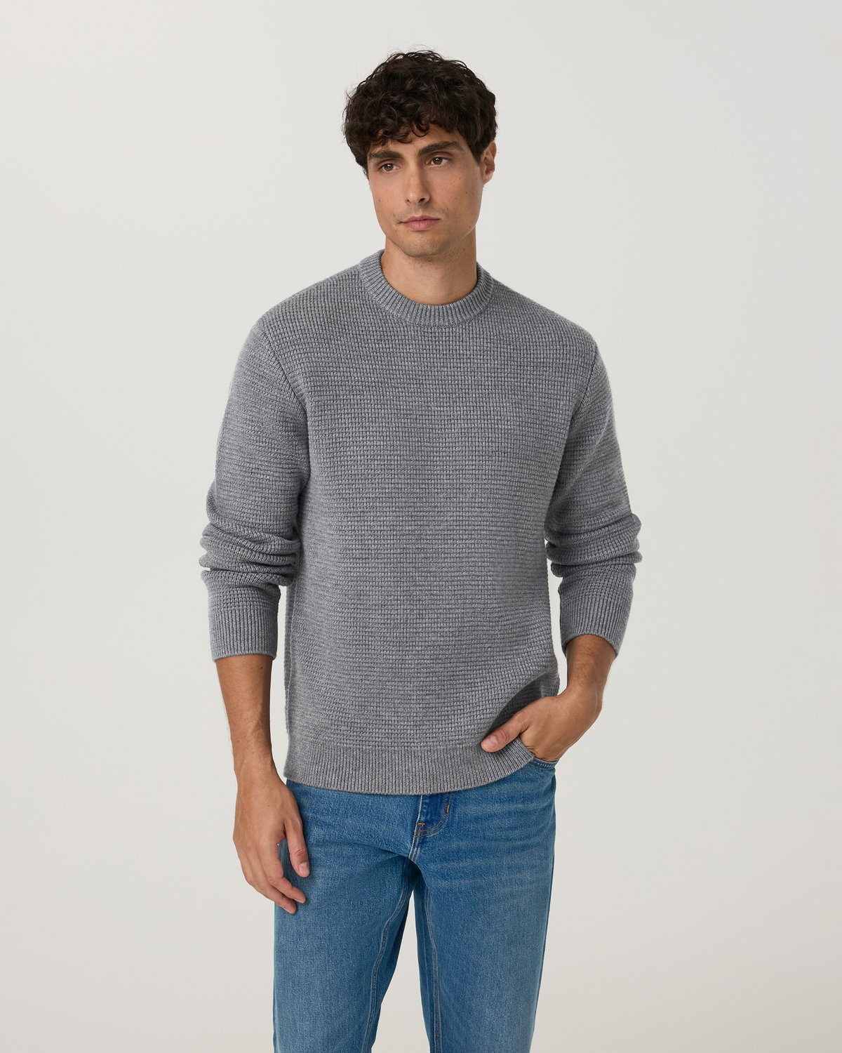 V2034HTG_FA26_M_LAYERS_FRONT_1.jpg