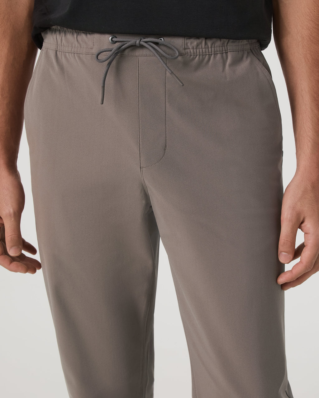 Vuori Meta™ Elastic Waist Pant Classic Fit 32" | Smokey Taupe