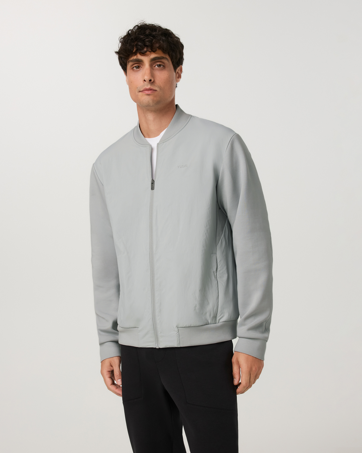 V5093SVN_FA26_M_OUTERWEAR_FRONT_1.jpg