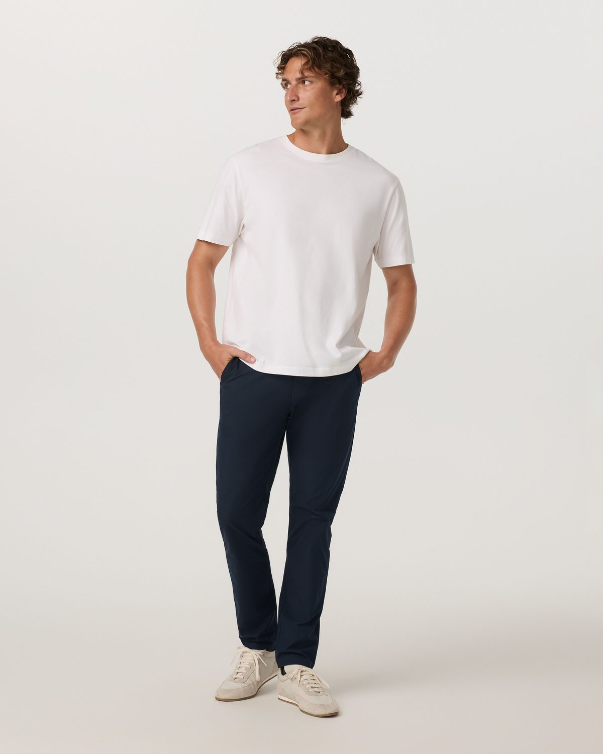 Vuori Meta™ Pant Athletic Slim Fit 34” | Ink