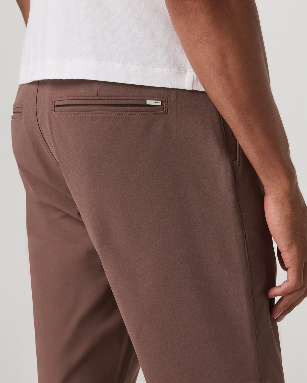 Vuori Meta™ Trouser Classic Fit 32" | Sable