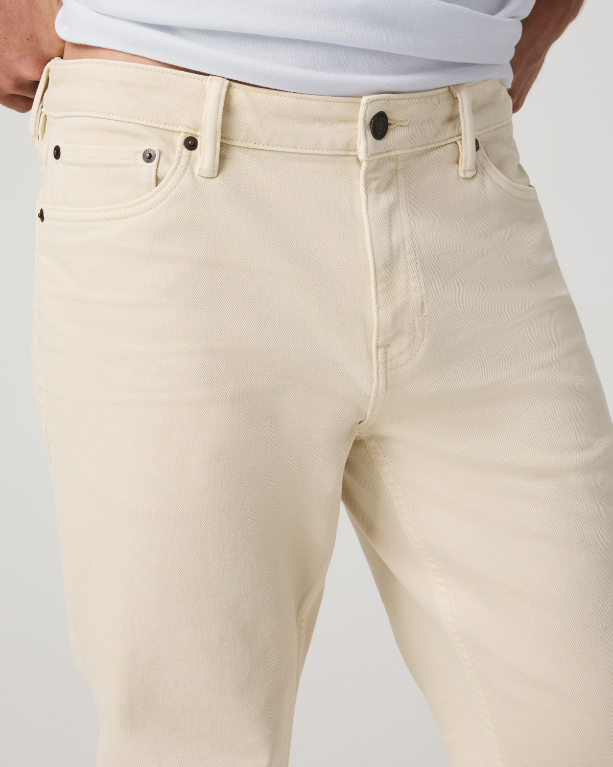 Vuori Vintage Jean Classic Fit 32" | Natural Denim