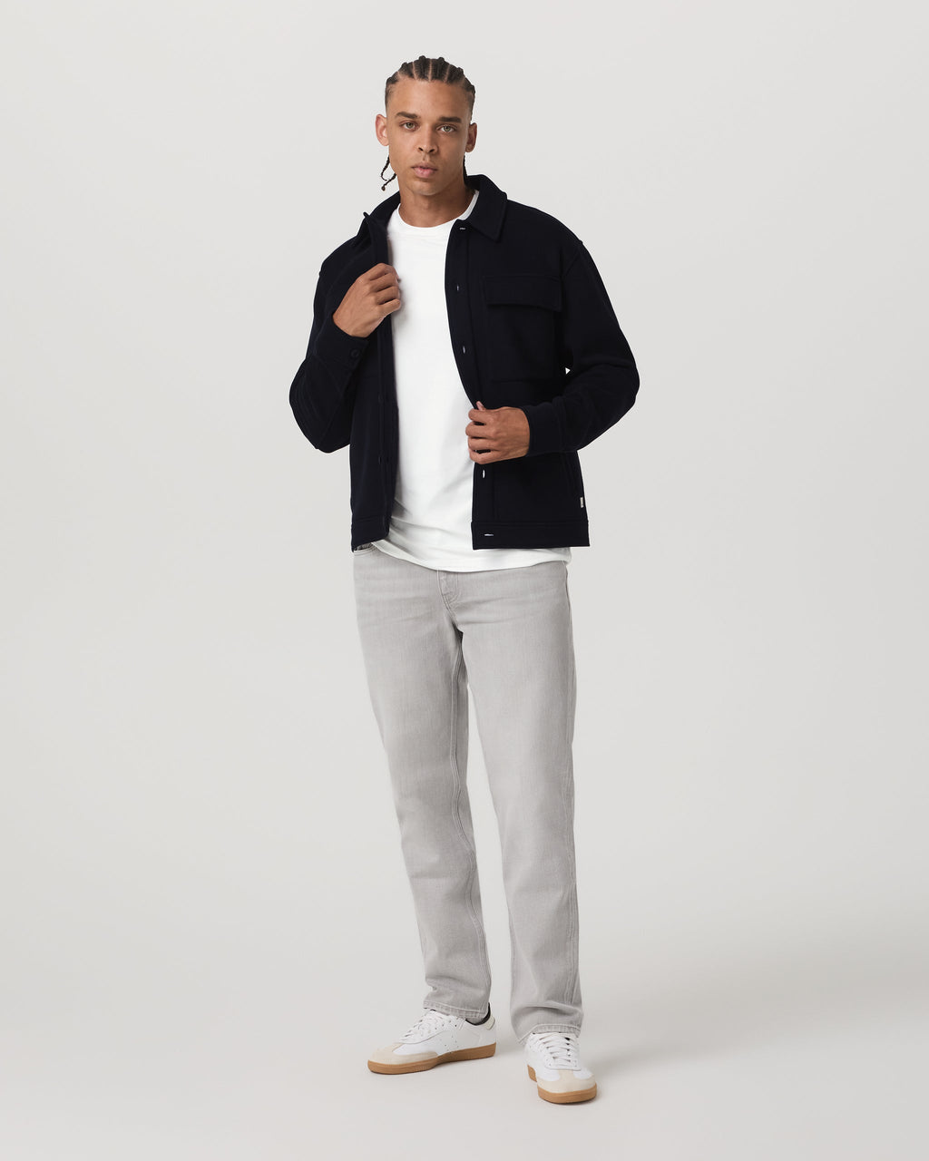 Vuori Vintage Jean Classic Fit 30" | MoonWash Denim