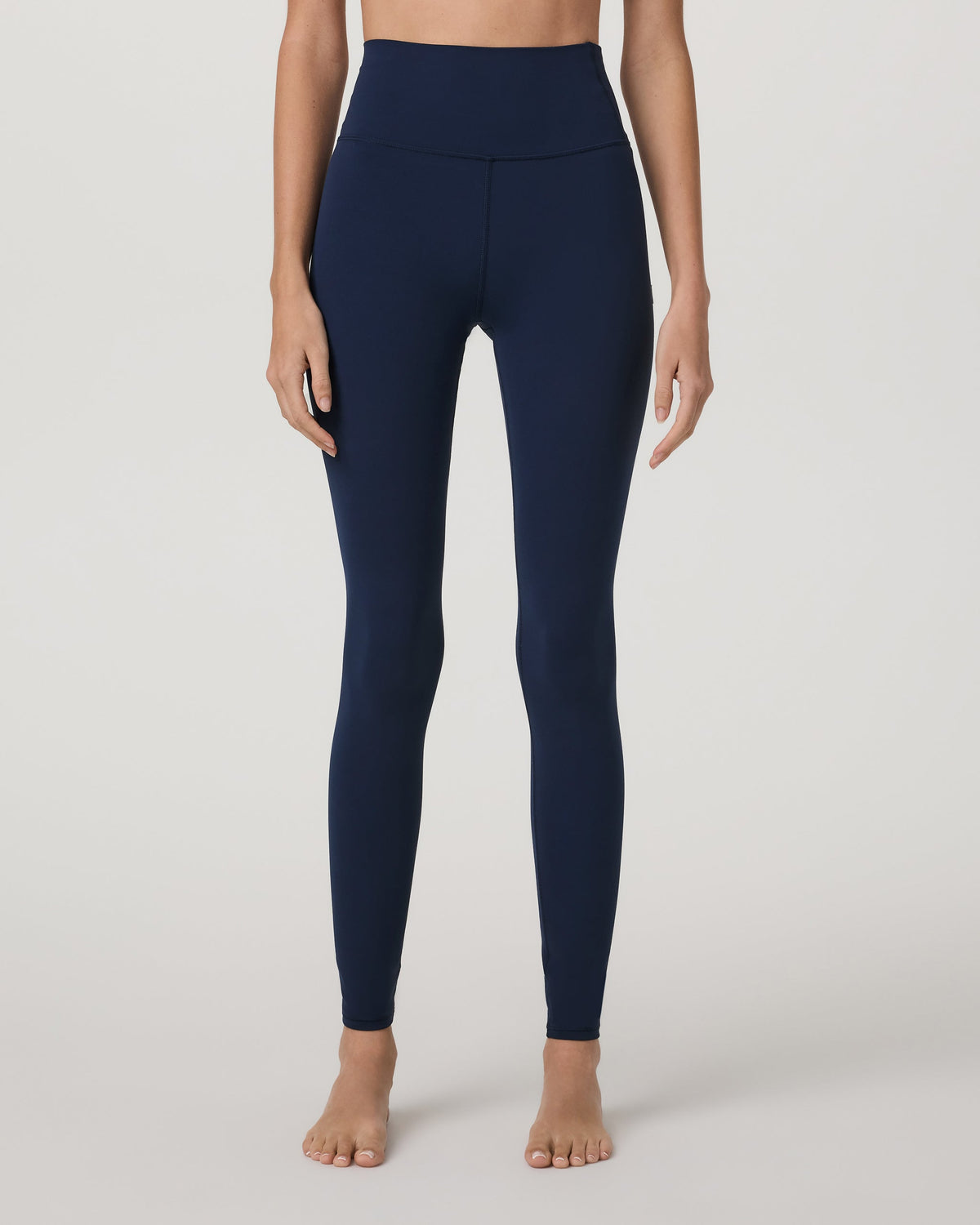 VW4018-LBCO_FA25_W_ECOMM_BOTTOMS_FRONT_3.jpg