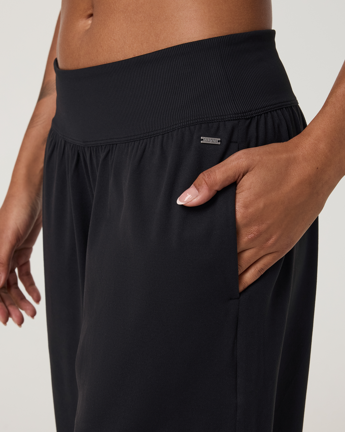 Halo Balloon Pant | Solid Black