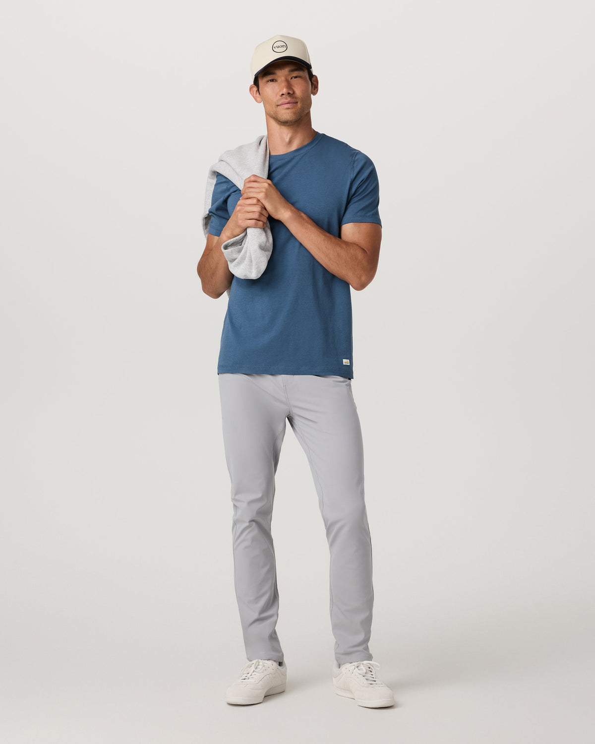Vuori Meta™ Pant Athletic Slim Fit 34" | Sea Fog
