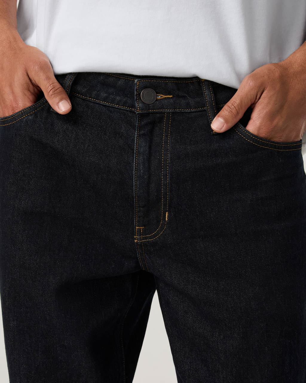 Vuori Vintage Jean Classic Fit 30" | Comet Rinse Denim