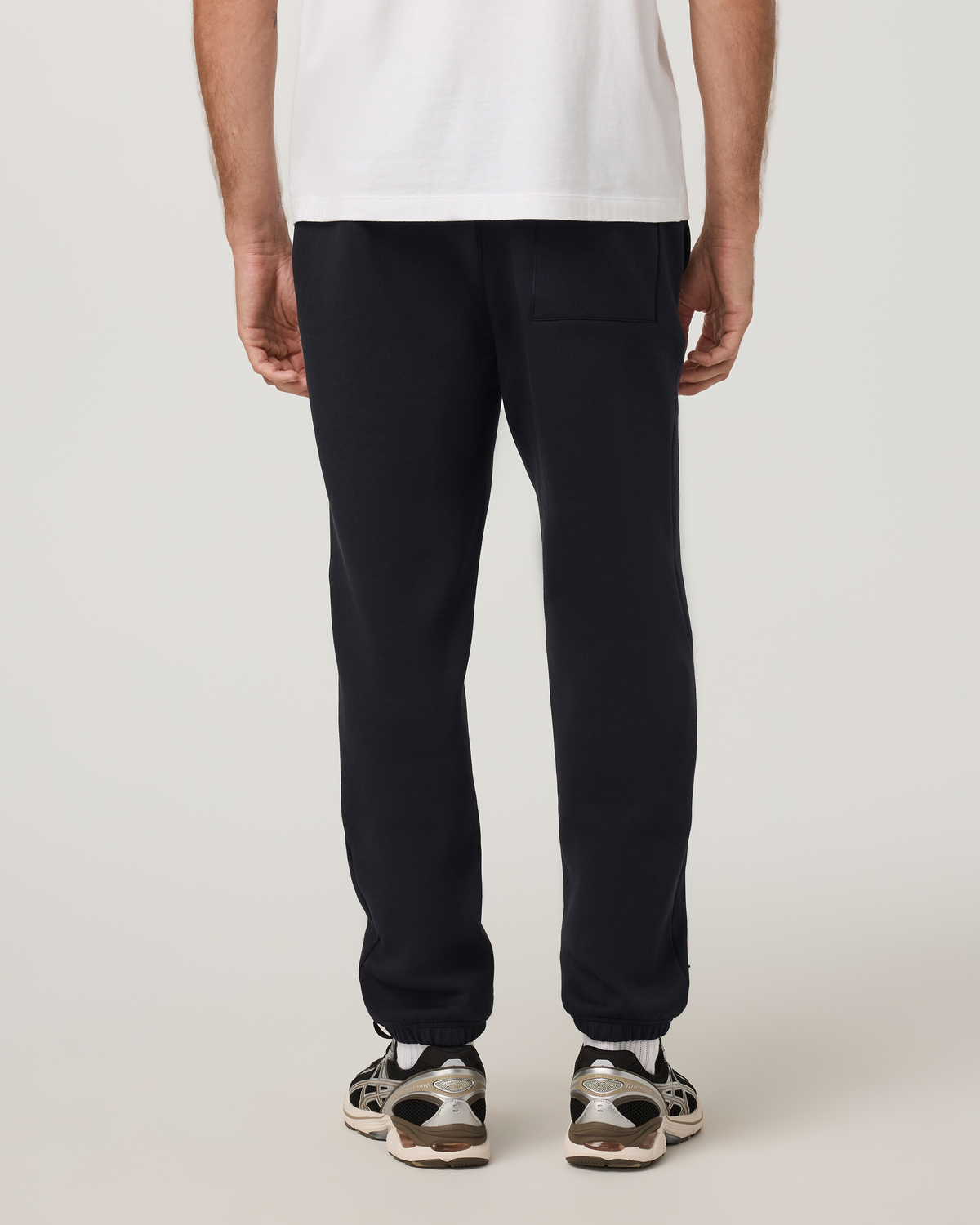 Vuori Galaxy Sweatpant 28" | Washed Black